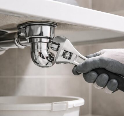 découvrez nos conseils pratiques pour démonter le siphon de votre douche facilement et sans risque de dégâts. suivez notre guide étape par étape pour un entretien réussi.