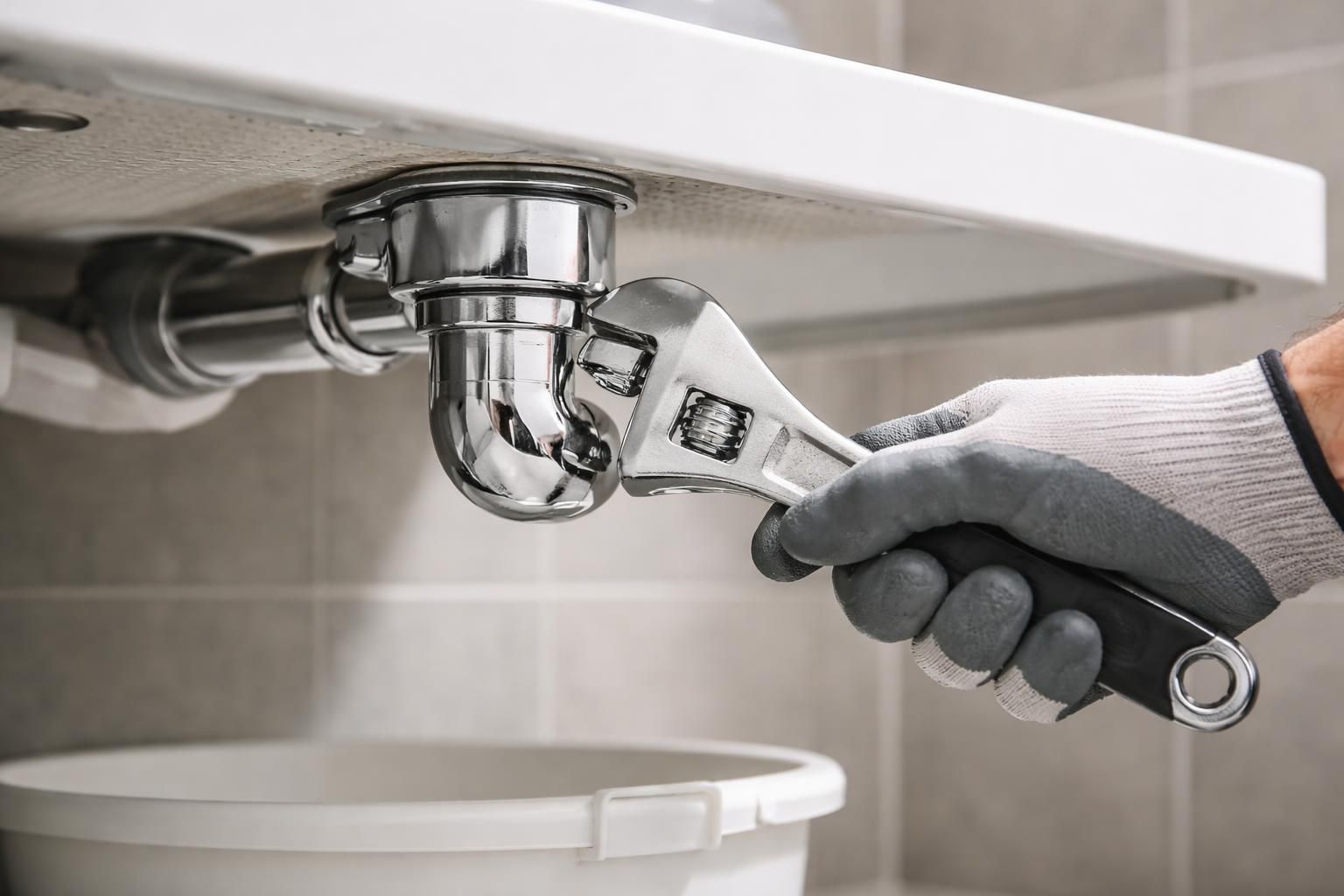découvrez nos conseils pratiques pour démonter le siphon de votre douche facilement et sans risque de dégâts. suivez notre guide étape par étape pour un entretien réussi.