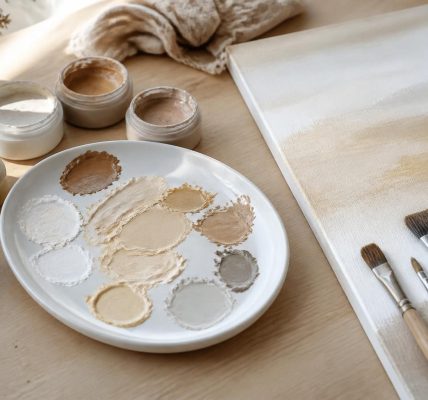 découvrez comment créer la couleur beige en peinture avec nos meilleures combinaisons de couleurs faciles à réaliser pour un résultat harmonieux et élégant.