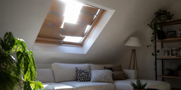 découvrez comment occulter un velux sans store efficacement et évitez les erreurs courantes pour profiter d'une pièce parfaitement sombre.